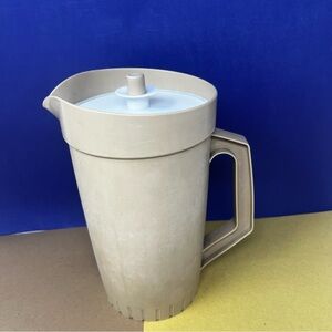 Vintage Tupperware Tan 12 oz Beverage Pitcher